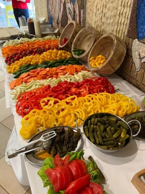 שולחן שוק חלבי